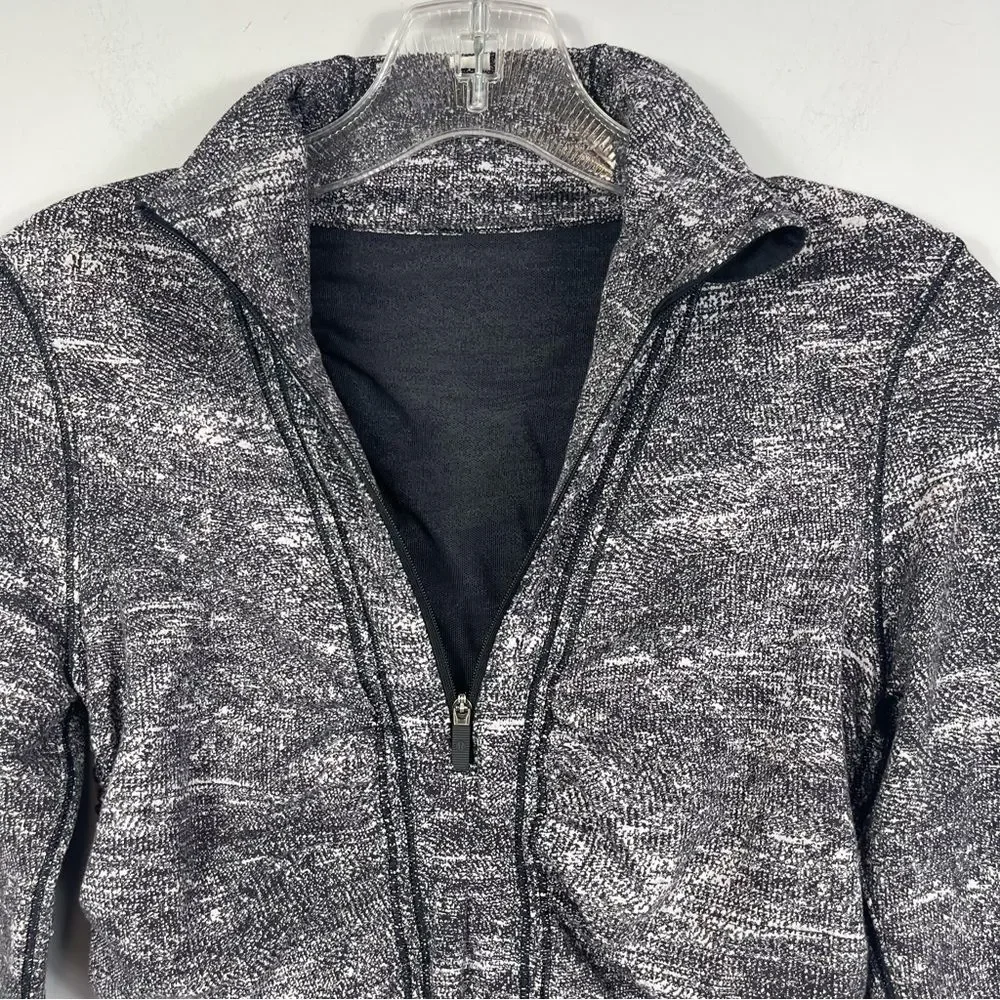 Lululemon Cypress Kiss 1/2 Zip Rush Jacquard Black White Run Yoga Thumbholes 4